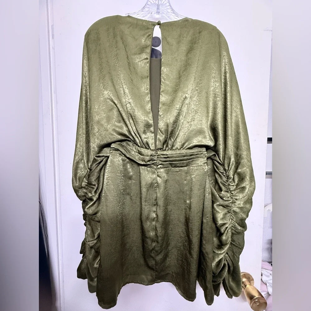 House of Harlow 1960 Olive Satin Ruched Mini Dress – Size Small - Picture 2 of 3